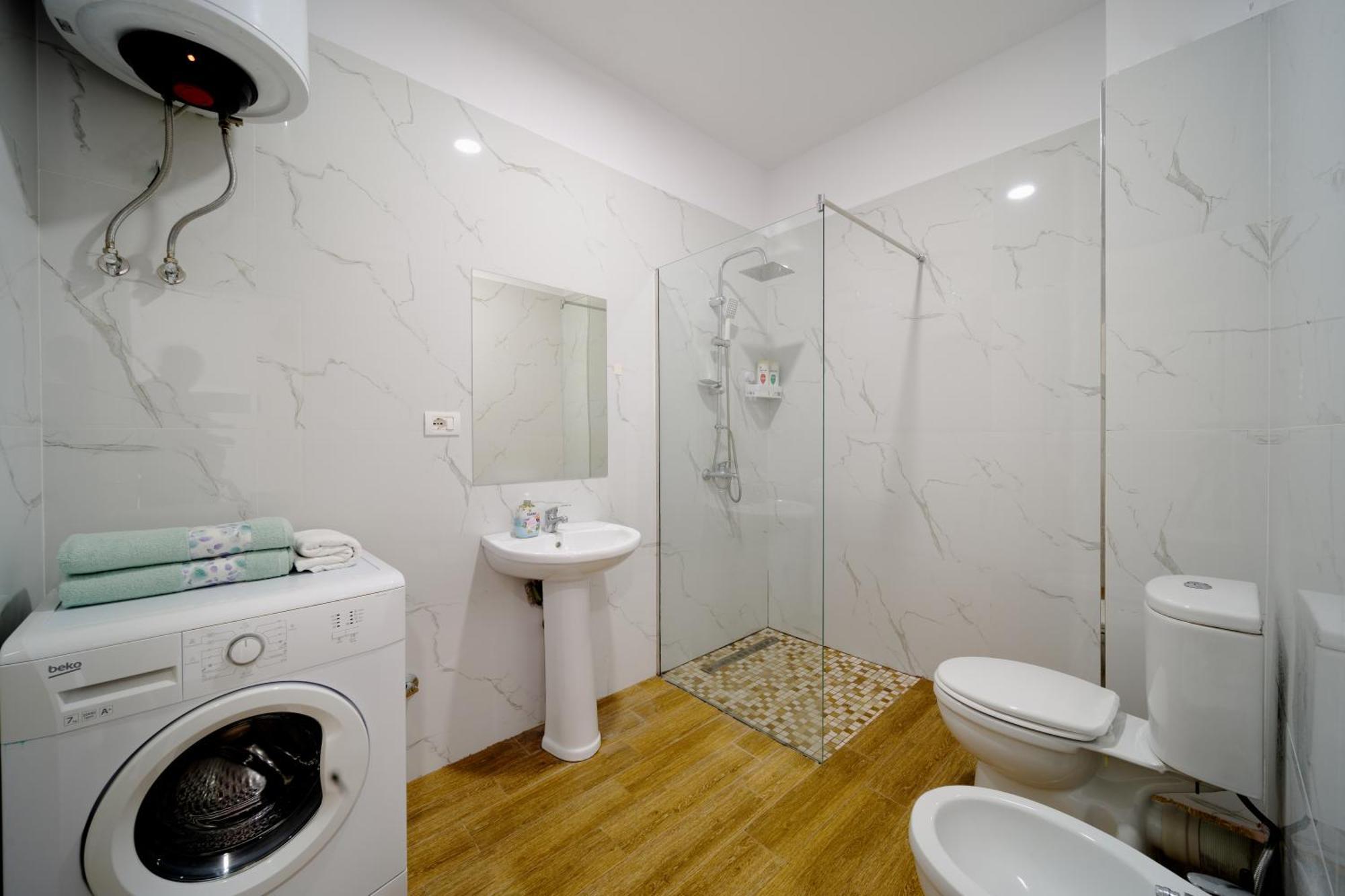 Apartamente Tirana Cameră foto